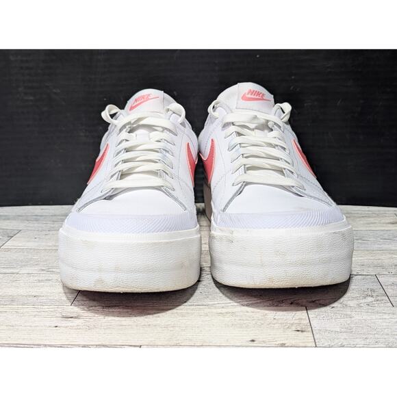 Nike Court Legacy Lift Women's Size US 9.5 White/Coral Chalk DM7590-102 - Picture 4 of 8